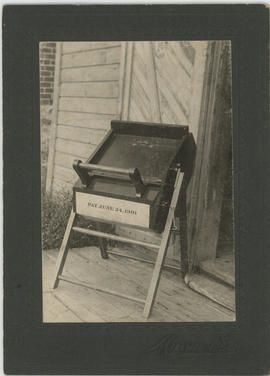 Young's Washing Machine at Darling's Store